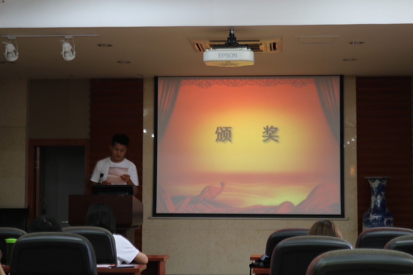 1529979365227898.jpg 1529979365227898.jpg